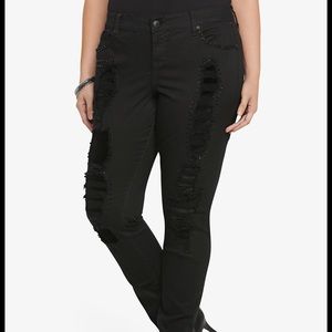 Torrid premium black jeans!!!!