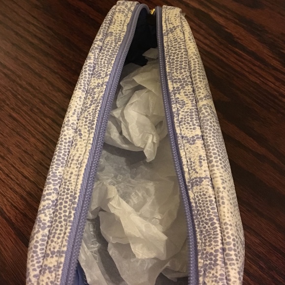 (NWOT) Estēe Lauder: Cosmetic Bag - Picture 2 of 4