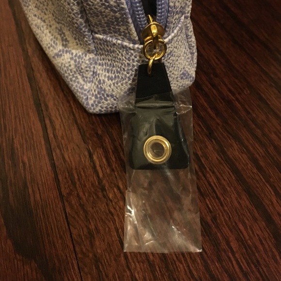 (NWOT) Estēe Lauder: Cosmetic Bag - Picture 3 of 4