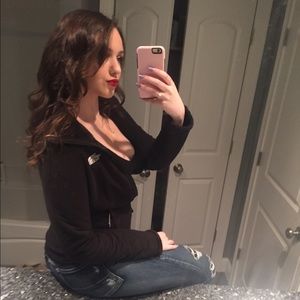 Meet your Posher, Caitlin