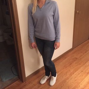 Vineyard Vines light blue pullover