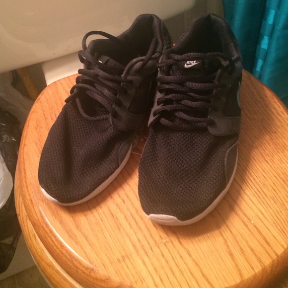 Nikes , gently worn .