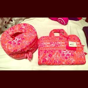 Vera Bradley Hanging Organizer & Makeup Bag