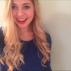 Meet your Posher, Abbey