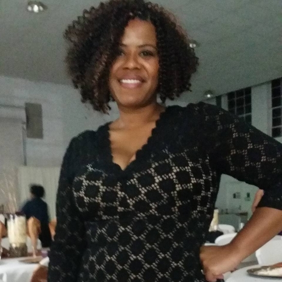 Meet your Posher, Shawanza - Picture 1 of 1