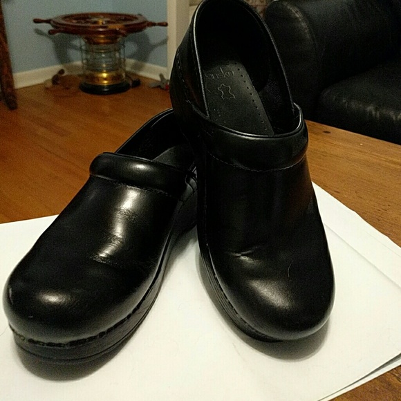 Dansko Professional Black Cabrio Leather