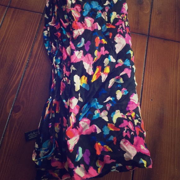 Stella & Dot butterfly scarf