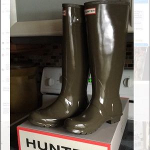 Original Olive Green Hunter Boots!