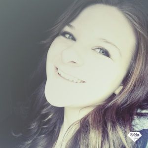 Meet your Posher, Bailey