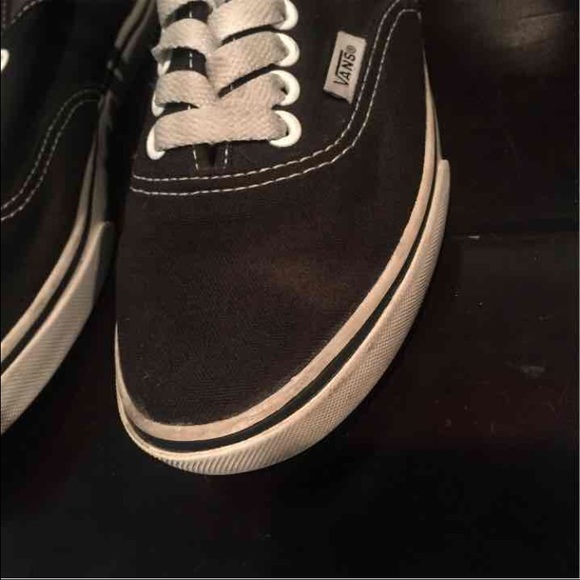 Vans - Picture 2 of 3