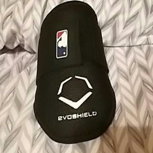 Evoshield baseball elbow gaurd