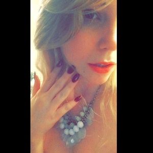 Meet your Posher, Ash