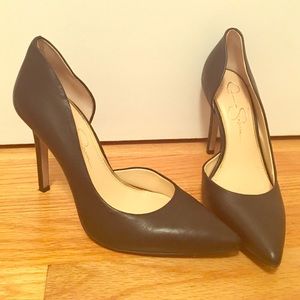 Jessica Simpson pointed toe black leather pump