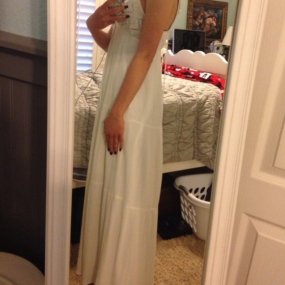 Dress - Picture 2 of 3