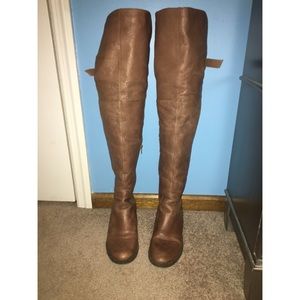 Steve Madden brown boots