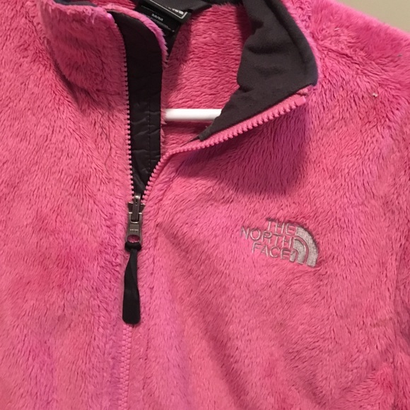 North face pink furry jacket - Picture 2 of 5