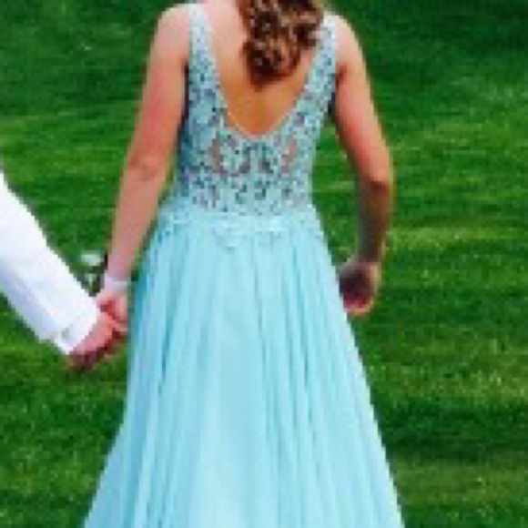 Prom dress - Picture 2 of 2