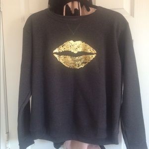 Kiss and tell sweatshirt