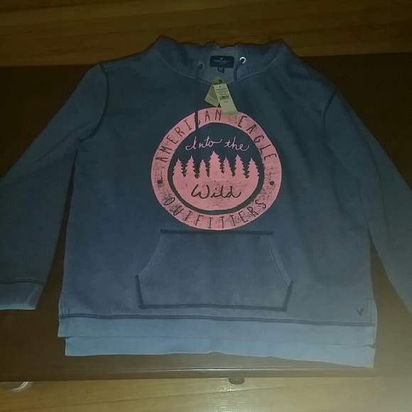 Not for sale. Bundled. American eagle sweatshirt