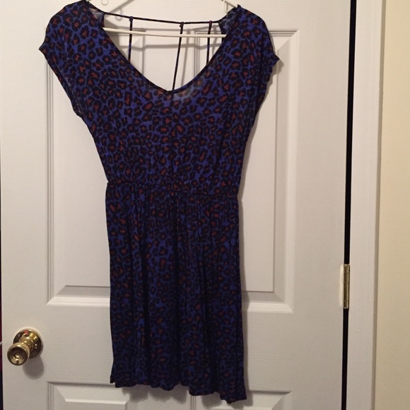 Cute dress with a leopard print