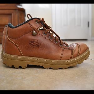 Sketchers hiking boots
