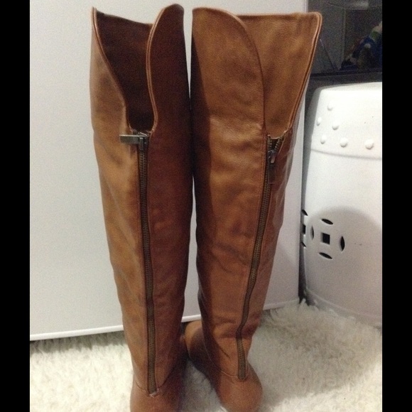 *NEW* Over the knee boots ❌SOLD❌ - Picture 2 of 3