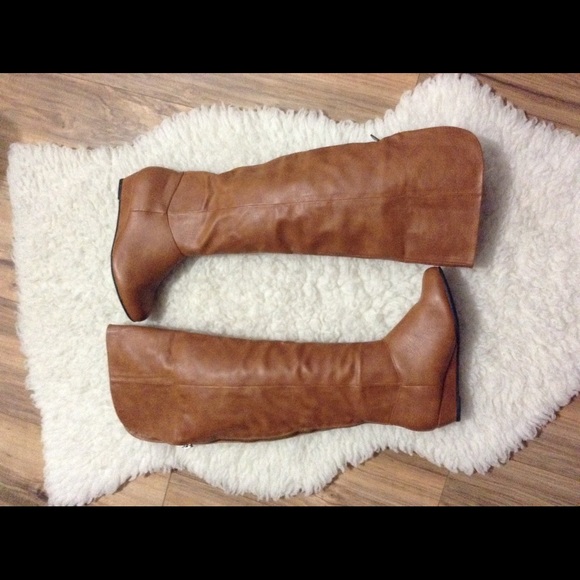 *NEW* Over the knee boots ❌SOLD❌ - Picture 3 of 3