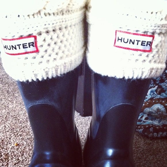 Hunter short boots with cream boot sock inserts