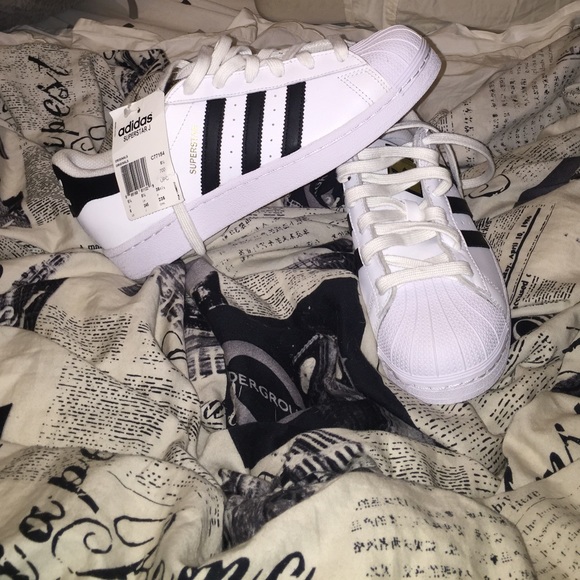 Adidas Original Superstars Sneakers
