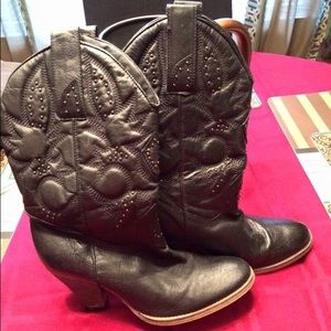 Ladies Cowboy Boots