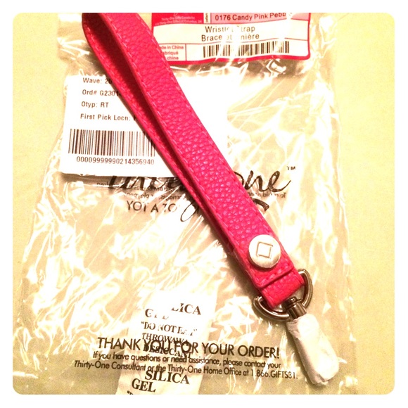 Candy Pink Wristlet Strap by Thirty-One