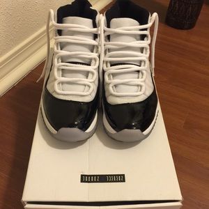 On hold for King_arawww Retro 11 Concords