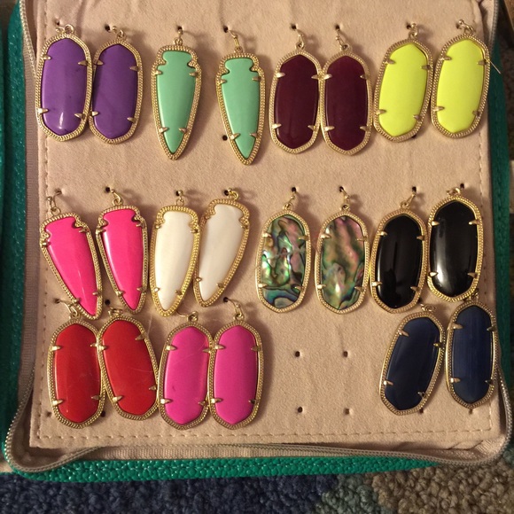 Kendra Scott not for sale