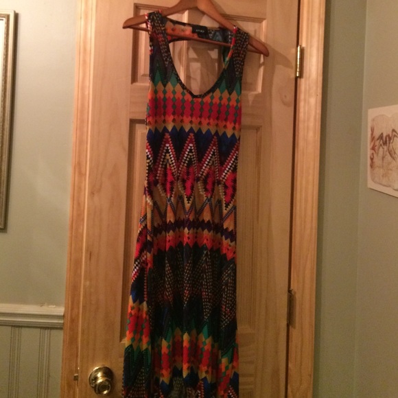 Heat up summer scene in this number!