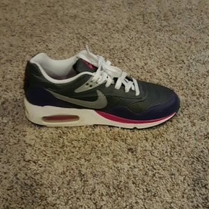 Nike Air Max - Size 7.5