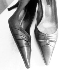 Antonio Melani Vero Cuoio 8.5M Black Heels