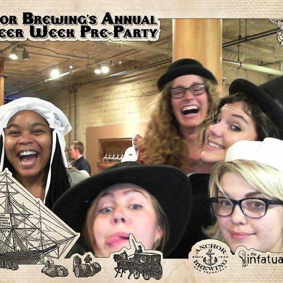 Meet your Posher, Carolina