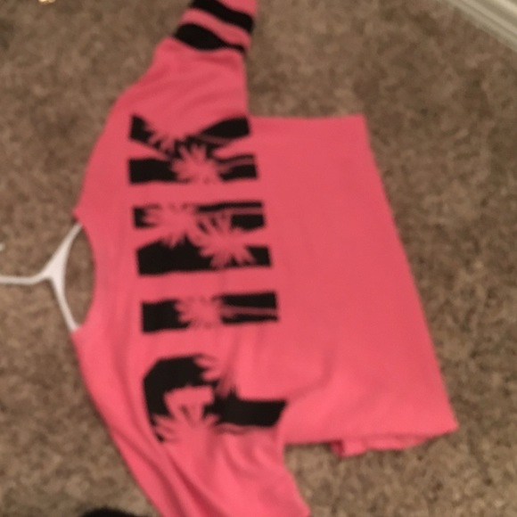 Crew - Picture 2 of 2