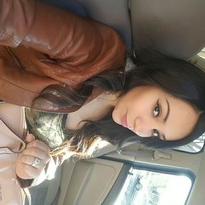 Meet your Posher, Marisol