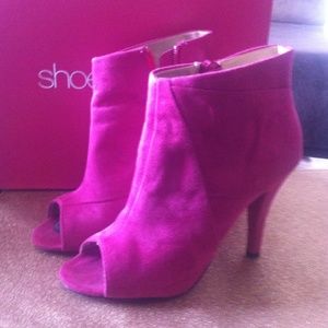 Shoedazzle heels
