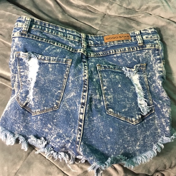 highwaisted shorts 💘 - Picture 3 of 3