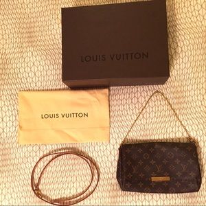 Louis Vuitton Favorite MM Monogram Clutch