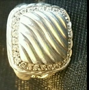 Authentic David Yurman diamond ring size 8