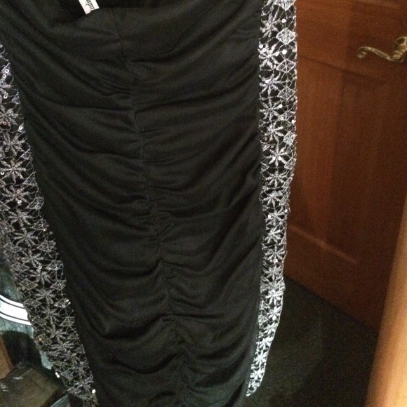 💥MUST GO💥Dress - Picture 3 of 3