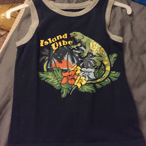 Three Toddler Boy Tops - Picture 4 of 4