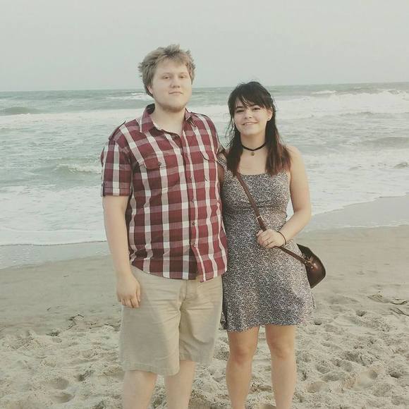 Meet your Posher, Madison - Picture 1 of 1