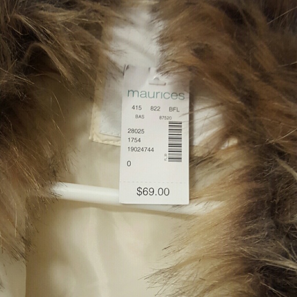 Puffy vest - Picture 3 of 3