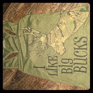 Big bucks camo green tank