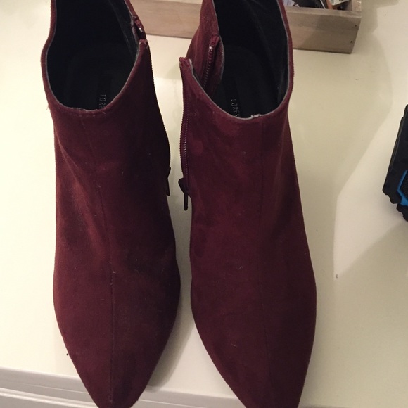 Maroon booties - Picture 2 of 4