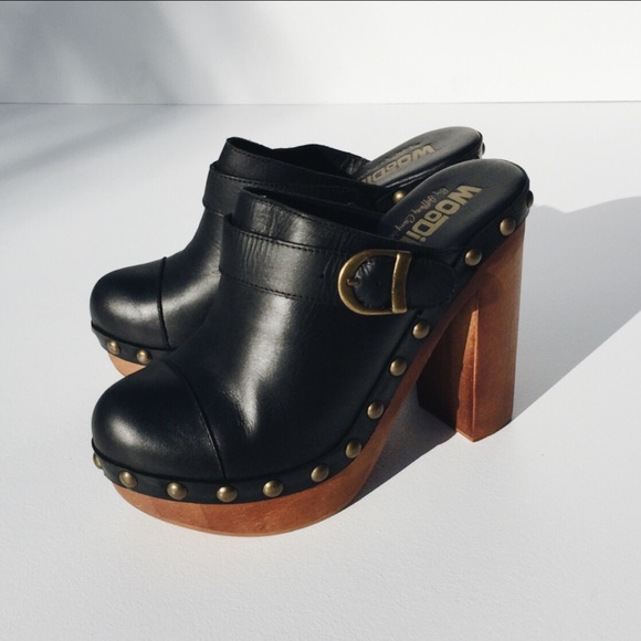 Jeffrey Campbell black woodies
